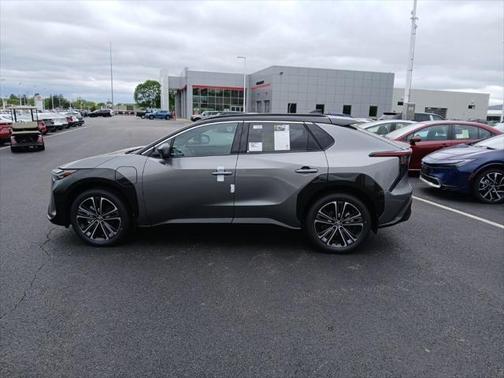 2025 Toyota bZ4X Limited