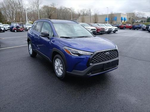 2025 Toyota Corolla Cross LE