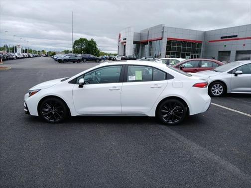 2025 Toyota Corolla SE