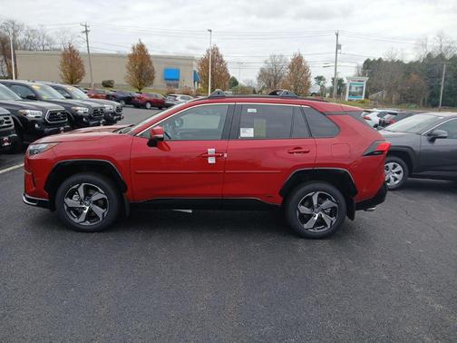 2025 Toyota RAV4 Hybrid SE