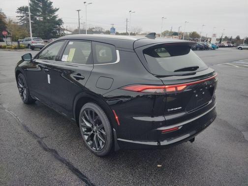 2025 Toyota Crown Signia Limited