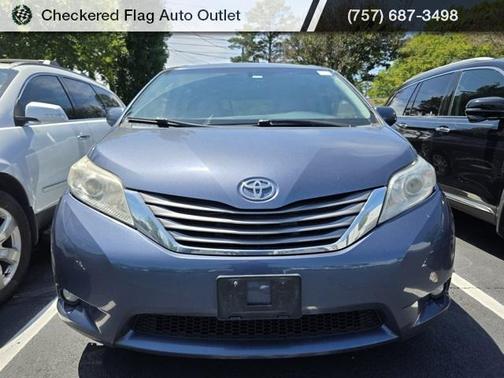 2015 Toyota Sienna SE