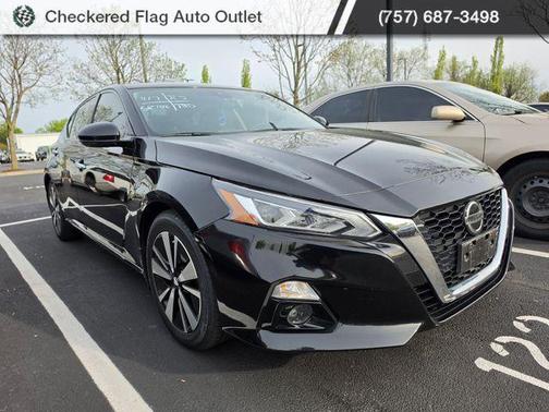 Super Black 2022 Nissan Altima 2.5 SL