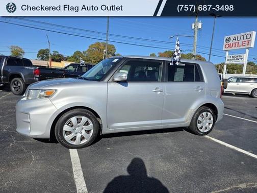 2012 Scion xB Release Series 9.0