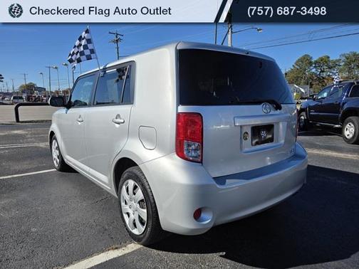 2012 Scion xB Release Series 9.0