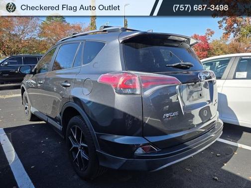 2018 Toyota RAV4 Hybrid SE