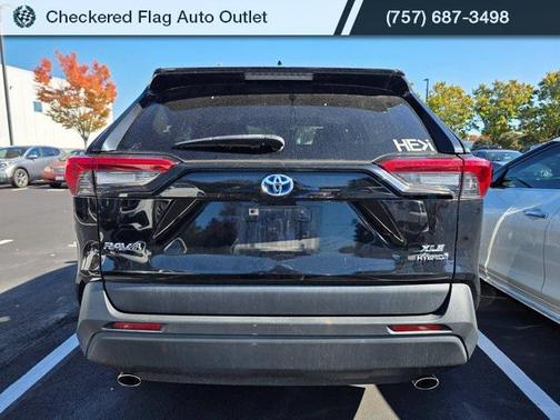 2020 Toyota RAV4 Hybrid XLE