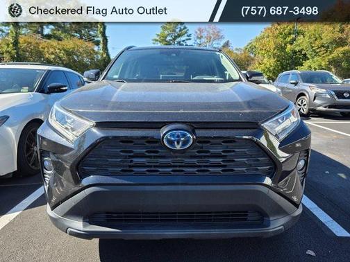 2020 Toyota RAV4 Hybrid XLE