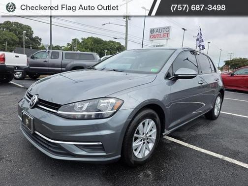 2018 Volkswagen Golf TSI S