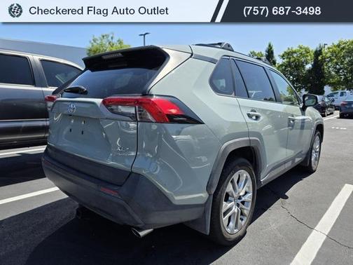2019 Toyota RAV4 XLE Premium