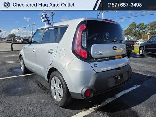 2016 Kia Soul Base