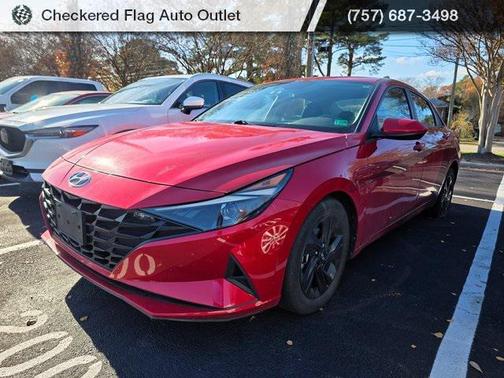 2022 Hyundai ELANTRA SEL