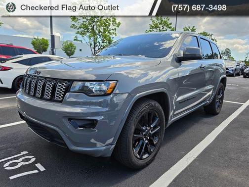 Sting-Gray Clearcoat 2021 Jeep Grand Cherokee Laredo