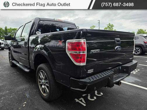 TUXEDO BLACK METALLIC 2014 Ford F-150 STX