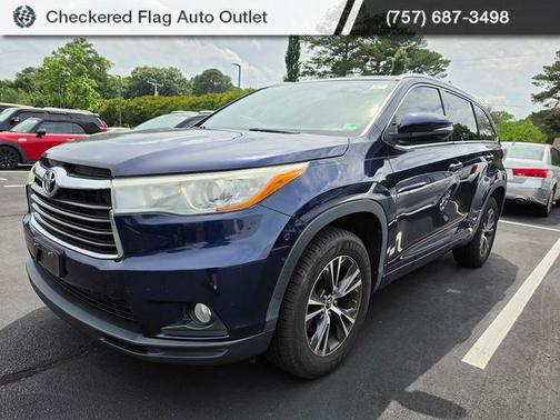 Nautical Blue Metallic 2016 Toyota Highlander XLE
