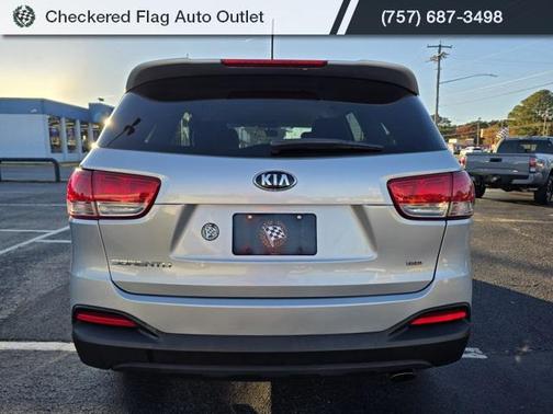 2017 Kia Sorento L
