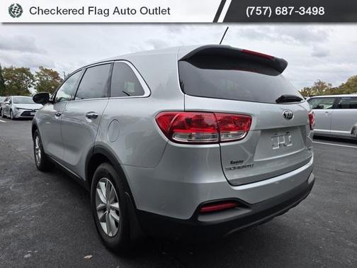 2017 Kia Sorento L