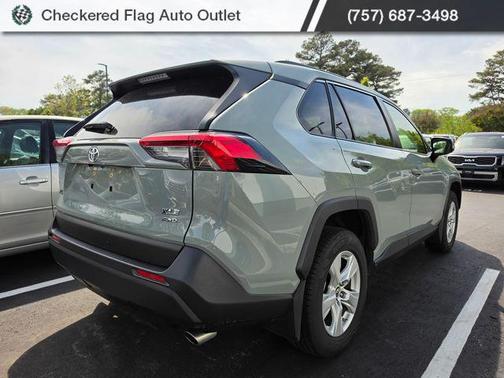 Lunar Rock 2019 Toyota RAV4 XLE