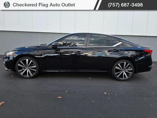 2022 Nissan Altima SR VC-Turbo FWD