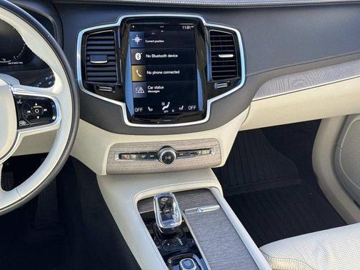 2022 Volvo XC90 Recharge Plug-In Hybrid T8 Inscription 6 Passenger