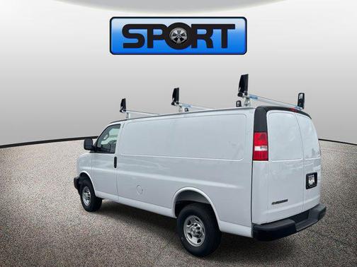 2025 Chevrolet Express 2500 RWD 2500 Regular Wheelbase WT