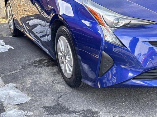 2016 Toyota Prius Two