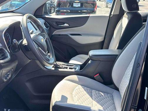 Mosaic Black Metallic 2020 Chevrolet Equinox LS