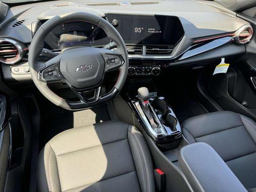 2025 Chevrolet Trax FWD 2RS