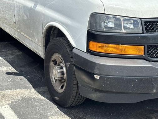 Summit White 2024 Chevrolet Express 2500 Work Van