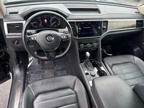 2019 Volkswagen Atlas 3.6L SEL Premium