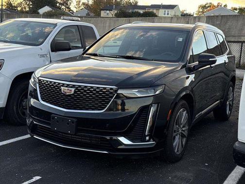 2025 Cadillac XT6 Premium Luxury AWD