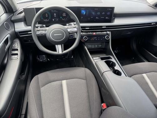 Aero Silver 2025 Hyundai SONATA SEL
