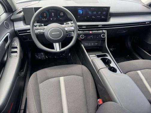 Aero Silver 2025 Hyundai SONATA SEL