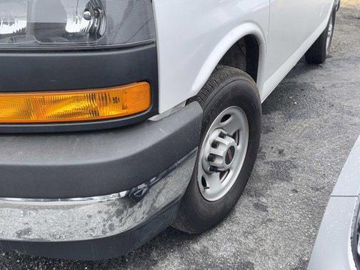 2024 GMC Savana 2500 Work Van