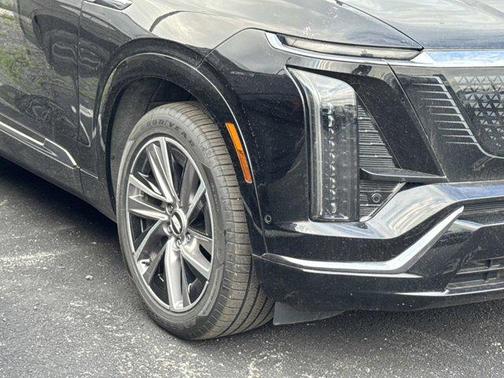 Stellar Black Metallic 2026 Cadillac VISTIQ Sport