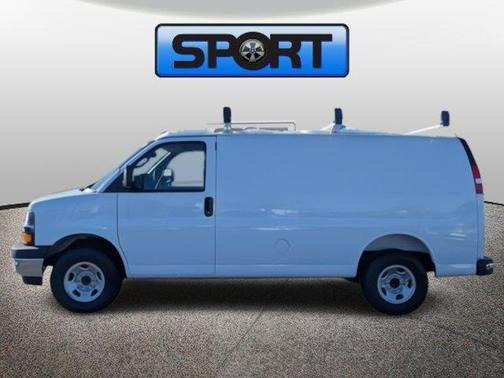 2025 Chevrolet Express 2500 RWD 2500 Regular Wheelbase WT