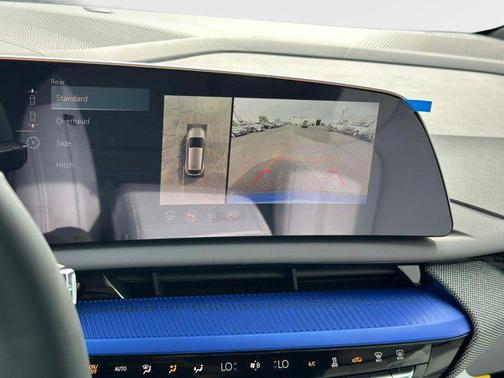 2025 Cadillac OPTIQ Luxury
