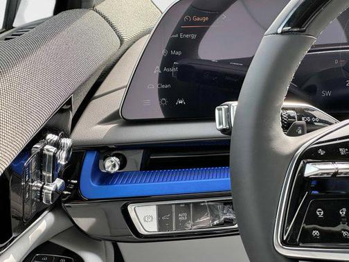 2025 Cadillac OPTIQ Luxury