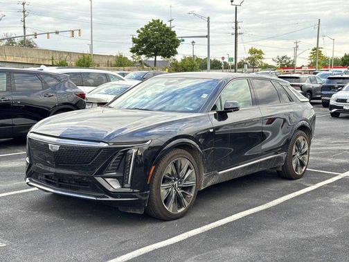 Stellar Black Metallic 2024 Cadillac LYRIQ Sport