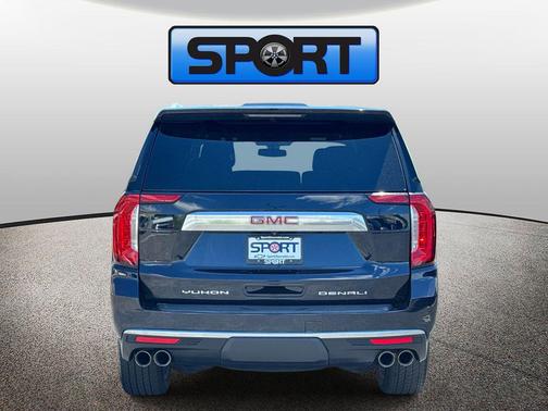 Midnight Blue Metallic 2022 GMC Yukon Denali