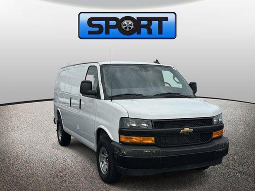 2025 Chevrolet Express 2500 RWD 2500 Regular Wheelbase WT
