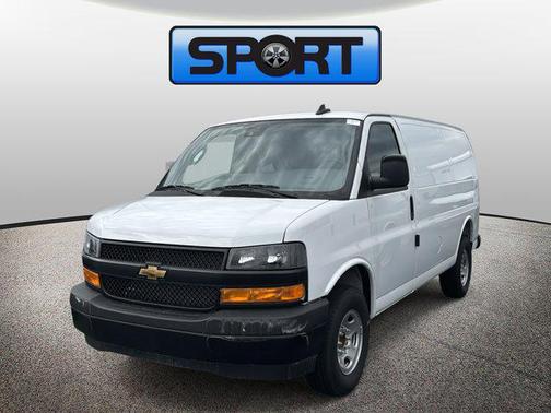 2025 Chevrolet Express 2500 RWD 2500 Regular Wheelbase WT