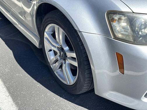 Maverick Silver Metallic 2009 Pontiac G8 Base
