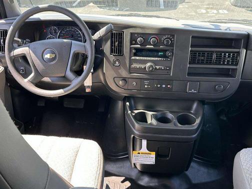 2025 Chevrolet Express 2500 RWD 2500 Regular Wheelbase WT