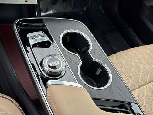 2025 Cadillac LYRIQ Luxury