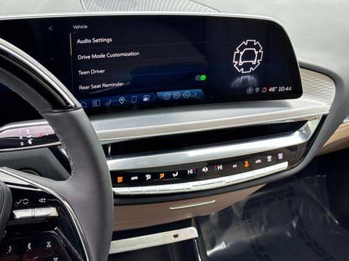 2025 Cadillac LYRIQ Luxury