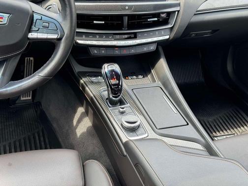 Black Diamond Tricoat 2024 Cadillac CT5-V V-Series