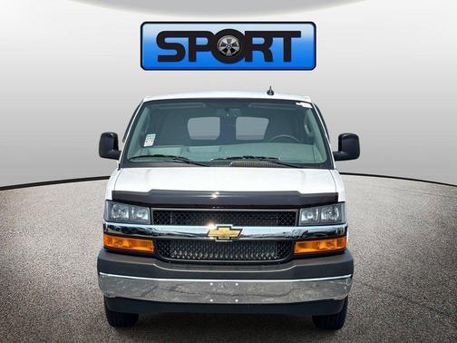 Summit White 2026 Chevrolet Express 2500 LT