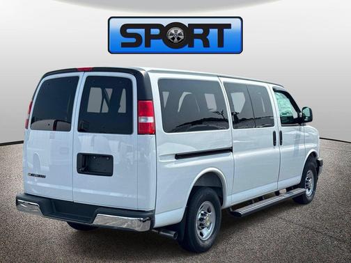 Summit White 2026 Chevrolet Express 2500 LT