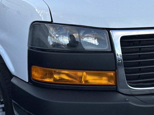 2024 GMC Savana 2500 Work Van